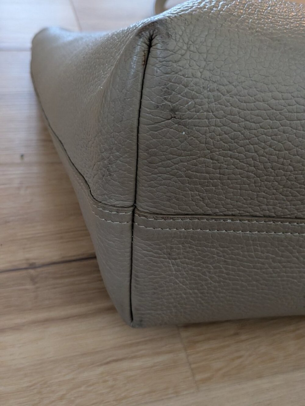 Cuyana Leather Tote Bag Taupe Pebbled Minimalist Shoulder Bag Work Everyday READ - Picture 6 of 16